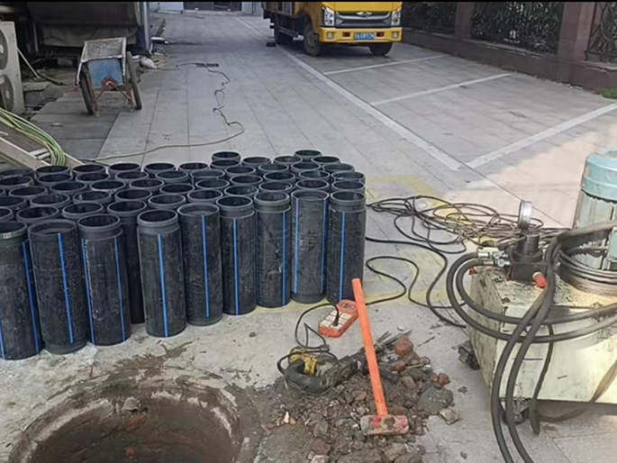 景宁PE置换管厂家 DN315置换管 非开挖管短管置换